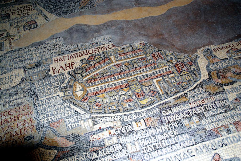 51 Madaba - Mosaico della Palestina.JPG
